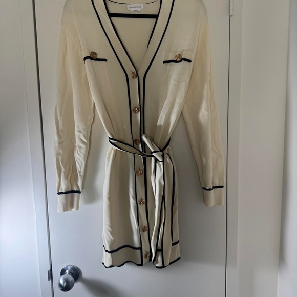 Lovers and Friends button down dress - Picture 4 of 6